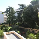 In Isole بيت ضيافة *